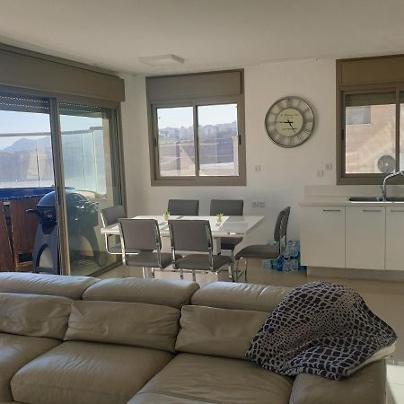 Luxury Exclusive Top Class Apartment On The Sea With Best Sea View And Jacuzzi רק למשפחות !!!! إيلات المظهر الخارجي الصورة