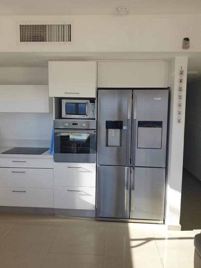 Luxury Exclusive Top Class Apartment On The Sea With Best Sea View And Jacuzzi רק למשפחות !!!! إيلات المظهر الخارجي الصورة