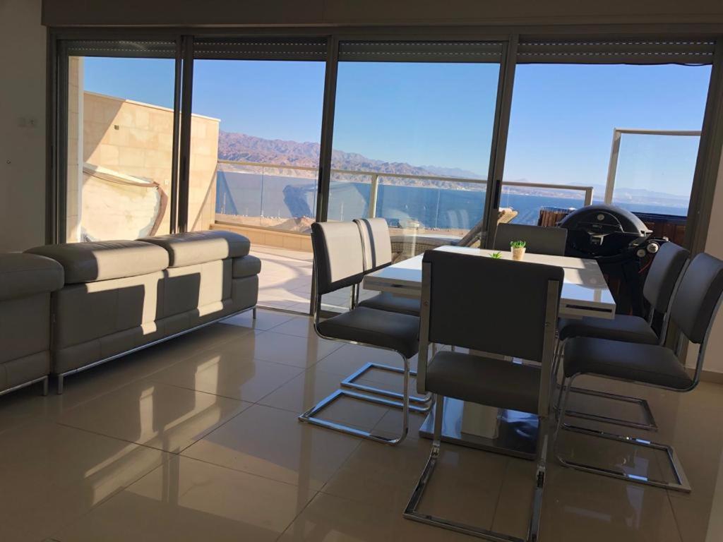 Luxury Exclusive Top Class Apartment On The Sea With Best Sea View And Jacuzzi רק למשפחות !!!! إيلات المظهر الخارجي الصورة